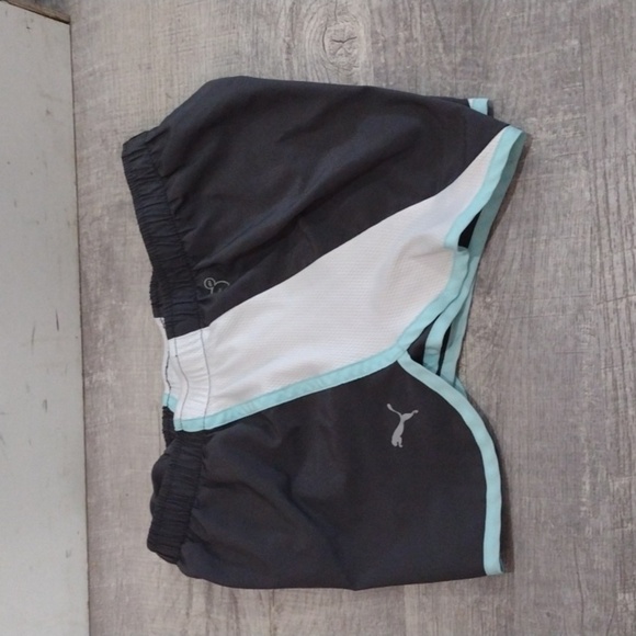 Puma Running Shorts Women's Size Small Dry cell - Picture 3 of 6